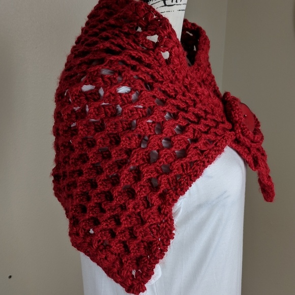 *NWOT*Handmade, crochet scarf. - Picture 3 of 6